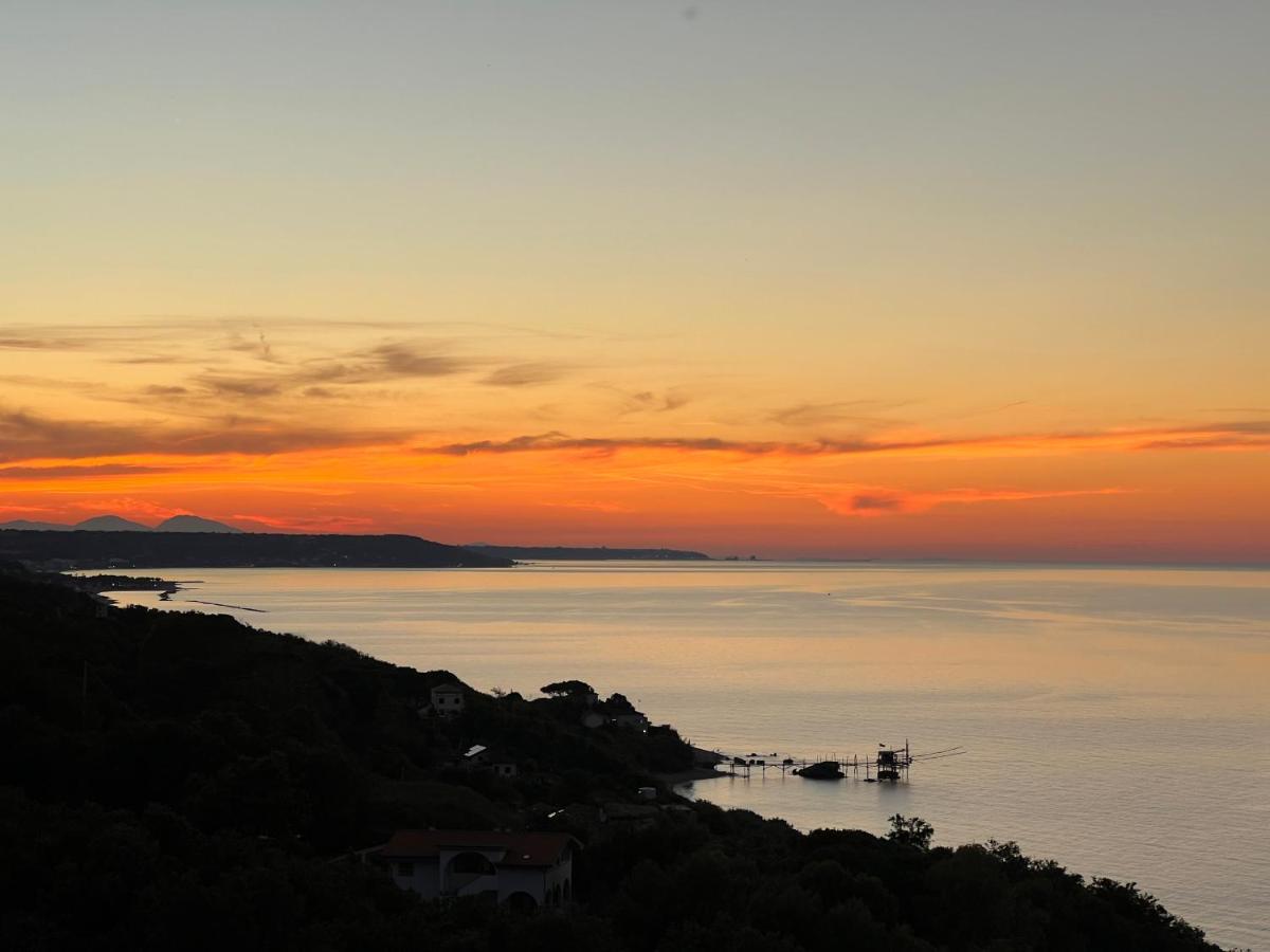 Relais Il Giardino Fra Gli Ulivi Βίλα Torino di Sangro Εξωτερικό φωτογραφία